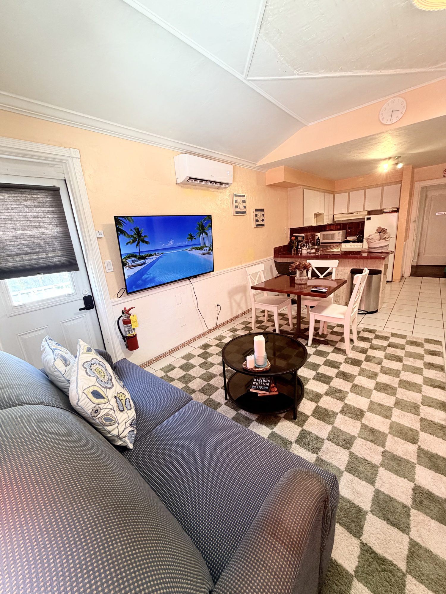 Studio Beach Suite detail 3